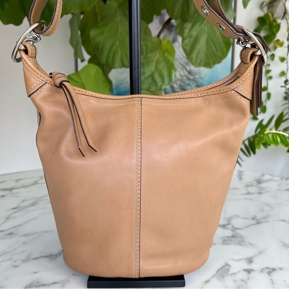 COACH Vintage Y2K Bleecker Duffle Crossbody Shoudler Bag Camel Leather F13353 - Picture 2 of 16